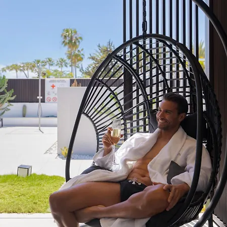 Hotel Fahana - Gay Men Only (adults Only)