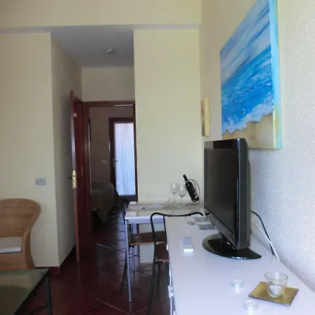Hotel Fahana - Gay Men Only (adults Only)