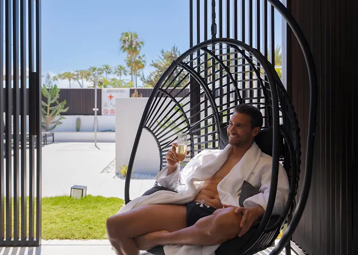 ホテル Fahana Men Only (adults Only)