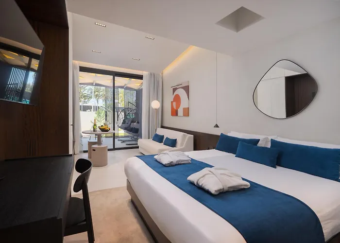 Fahana Men Only (adults Only) ホテル プラヤ・デル・イングレス