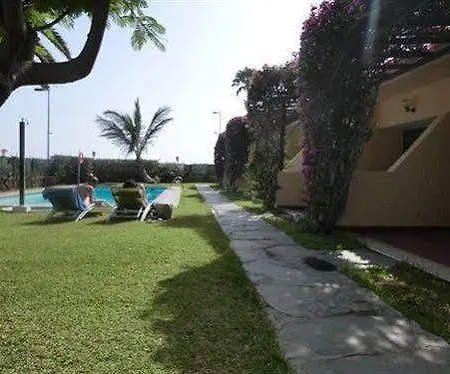 Fahana - Gay Men Only (adults Only) Hotel
